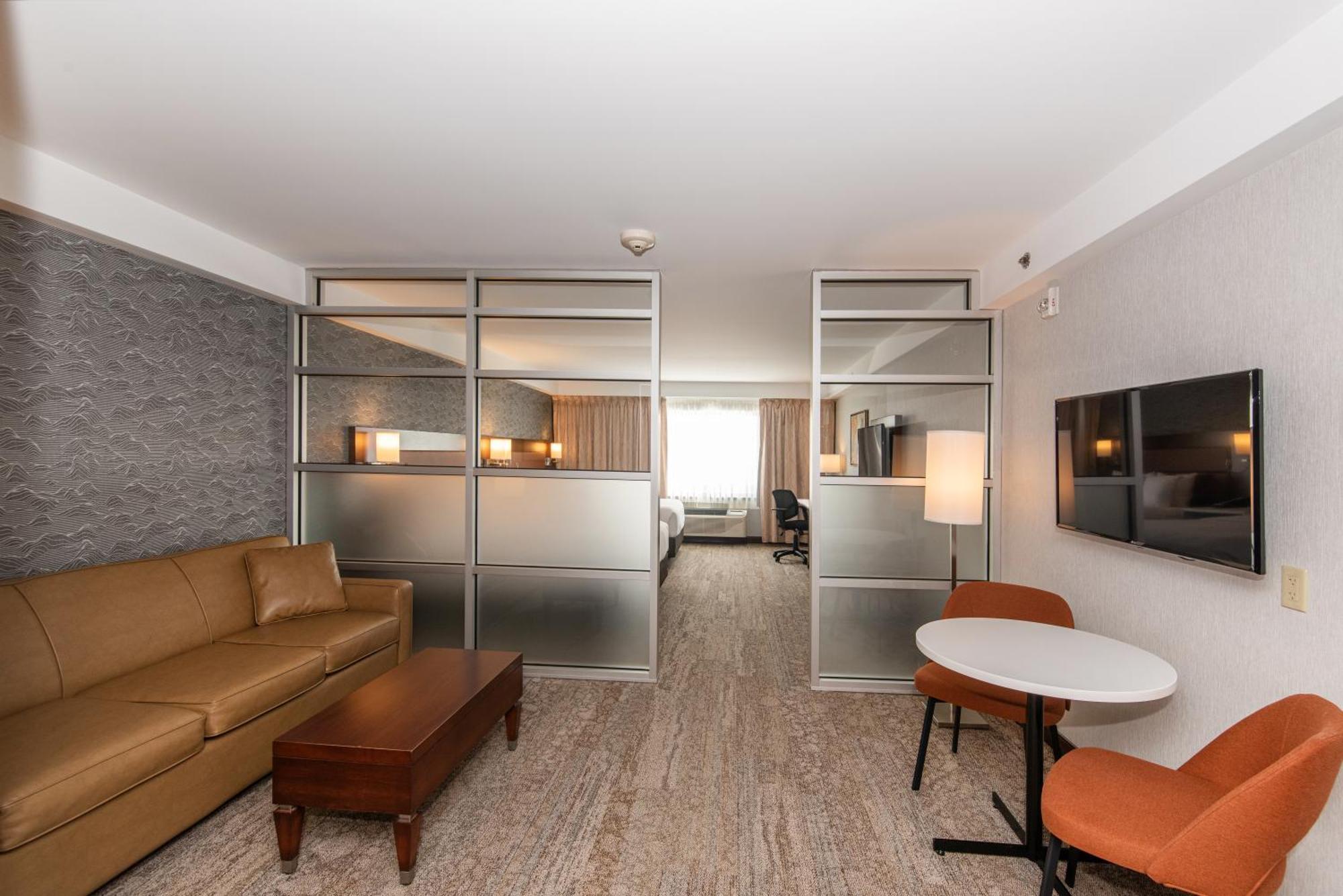 Quality Inn & Suites Val-d'Or Eksteriør billede