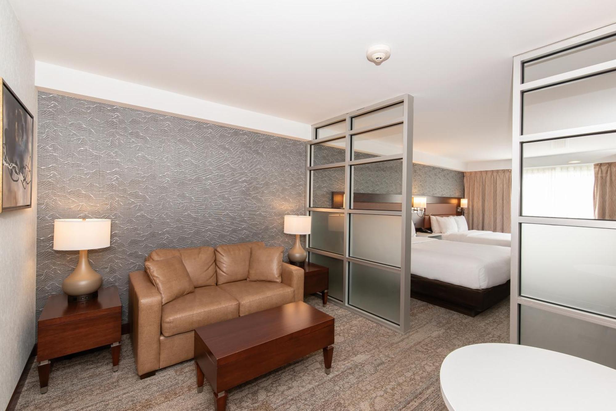 Quality Inn & Suites Val-d'Or Eksteriør billede
