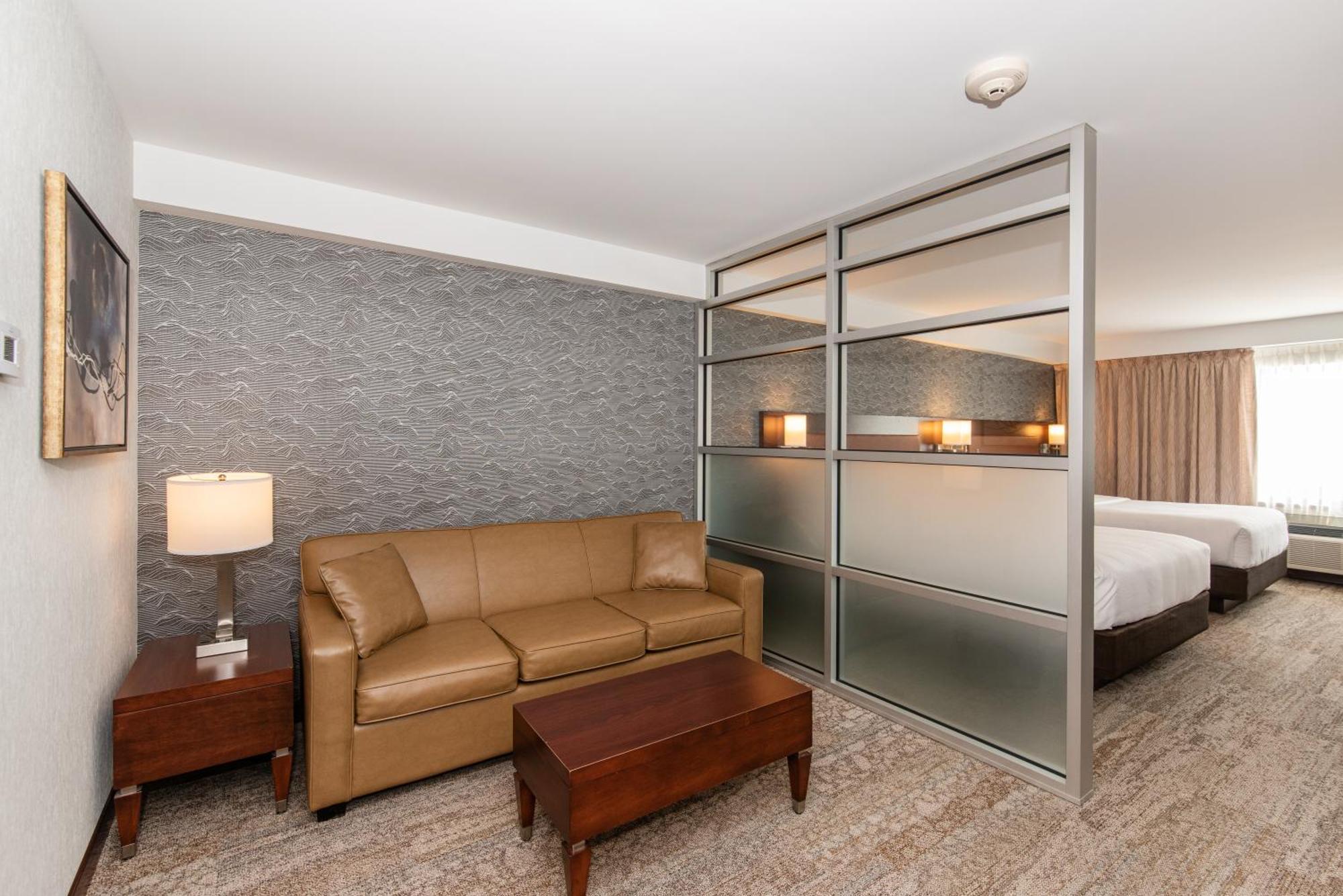 Quality Inn & Suites Val-d'Or Eksteriør billede