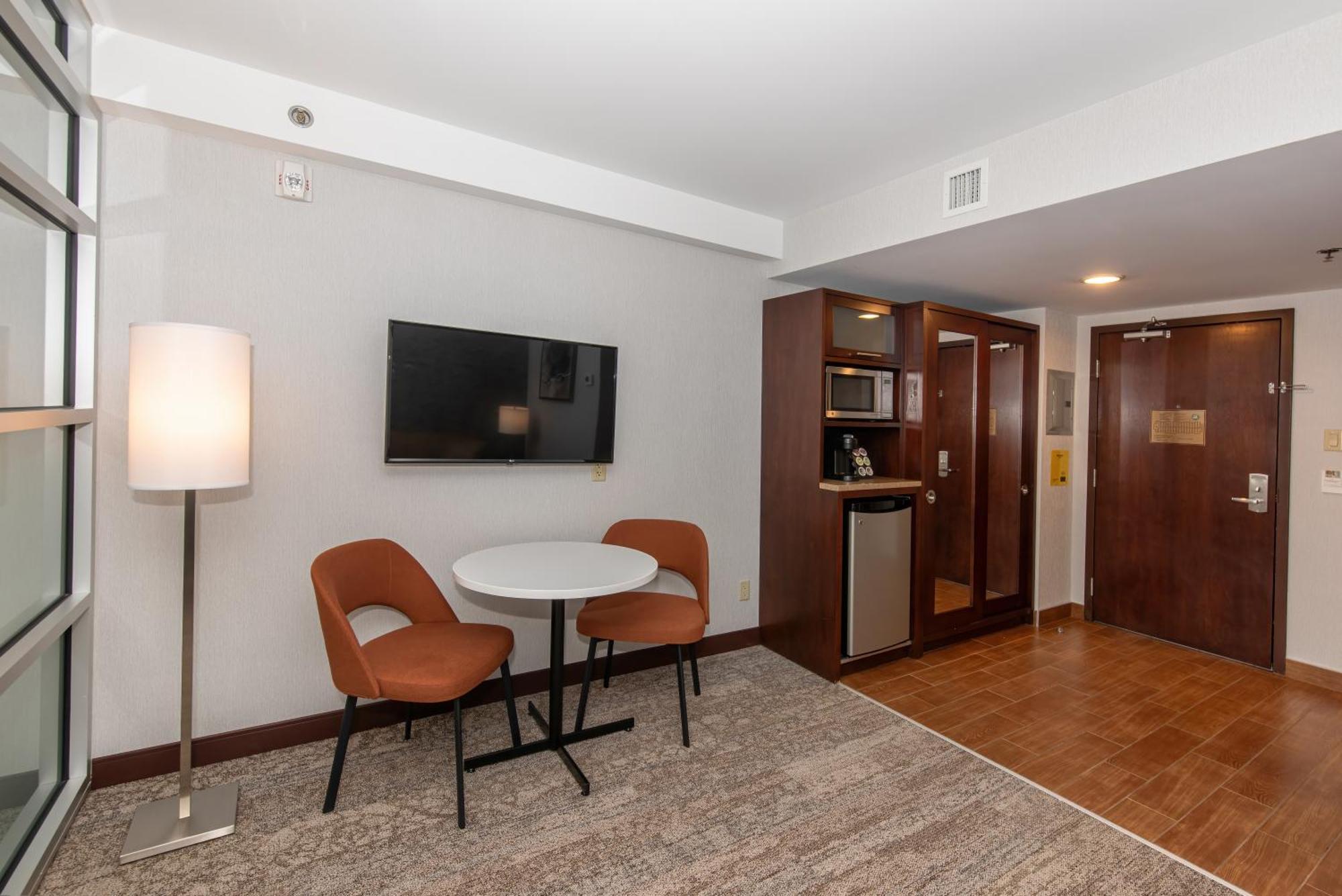 Quality Inn & Suites Val-d'Or Eksteriør billede