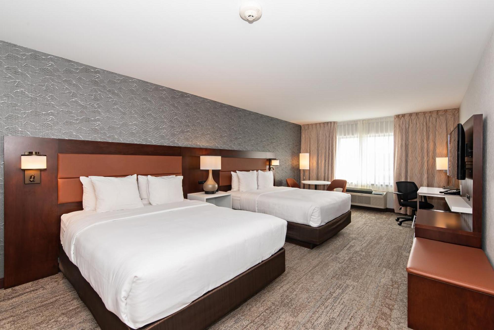 Quality Inn & Suites Val-d'Or Eksteriør billede